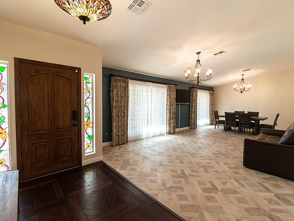 4th image of 6404 W Larkspur Dr