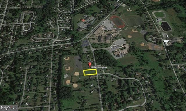2nd image of 134 School House Rd
