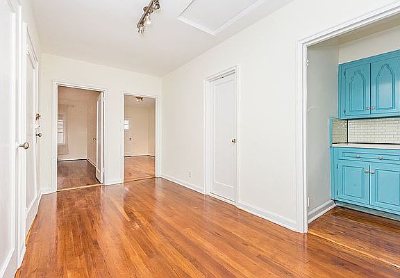 4th image of 31-02 31st Ave #2