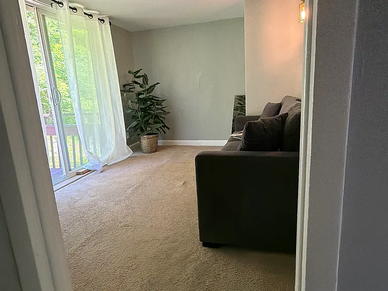 182 Woodland St — Photo 11