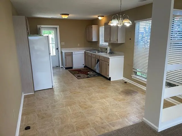 205 Cape Point Ln — Photo 5