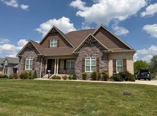 827 Savannah West Ct, Springfield, TN 37172