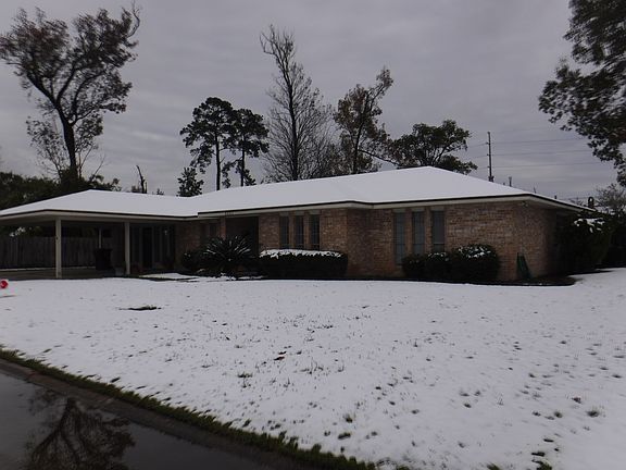 2nd image of 3521 Lois Ln