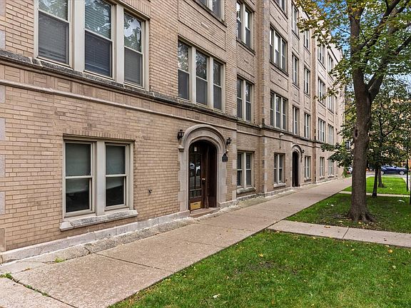 2nd image of 3253 W Olive Ave APT 2W
