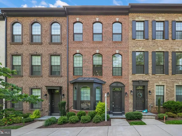 4434 Fair Lakes Ct, Fairfax, VA 22033