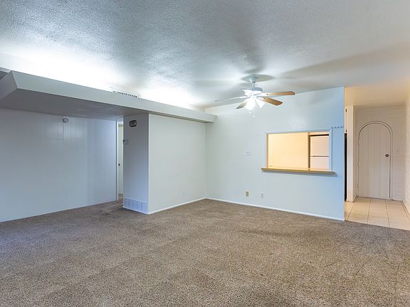5th image of 565 N Macnab Dr #C