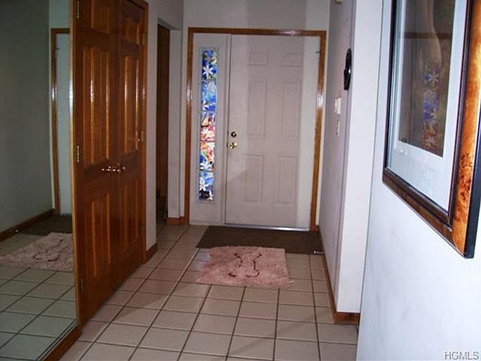 20 Trevor Lake Dr Congers, NY, 10920 Apartments for Rent Zillow