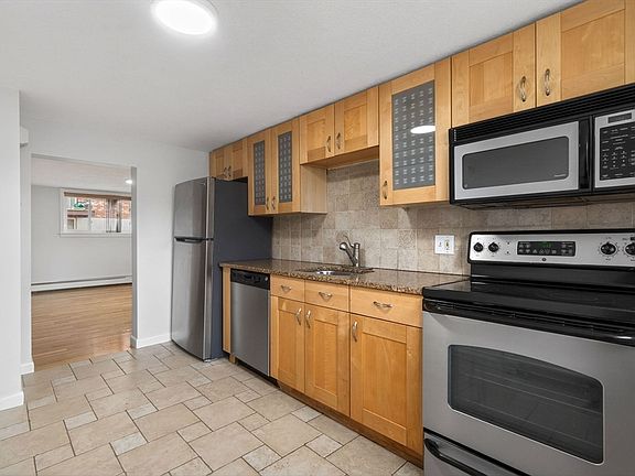 5th image of 20 Westgate Rd APT 2