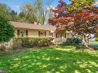 20 Wilmor Dr, East Windsor, NJ 08520