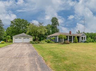 73603 County Road 215, Decatur, MI 49045