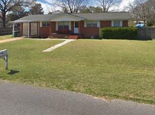 1204 Farmer St, Crestview, FL 32539