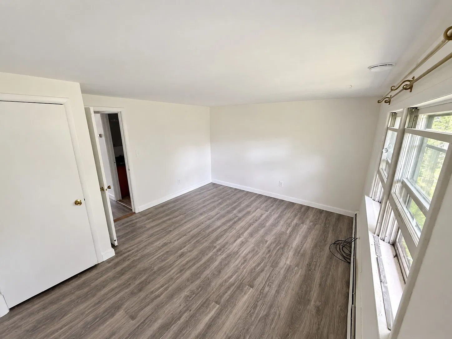 1 bed, $1,350 — Photo 4