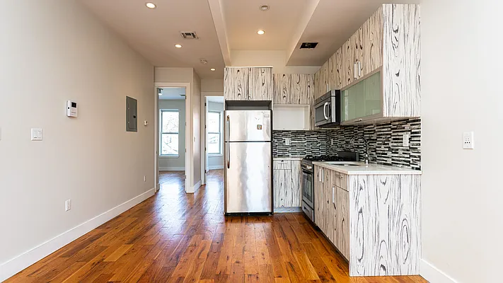 Rented by Nooklyn NYC LLC | media 28