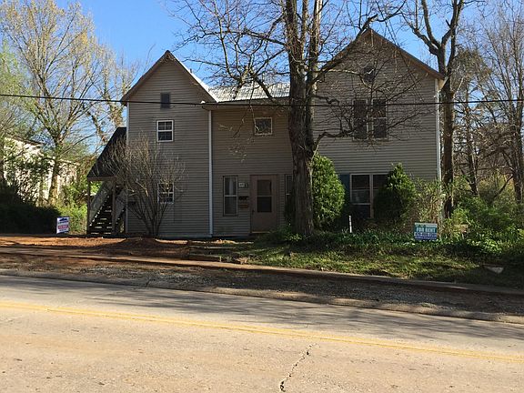 3rd image of 415 W Center St APT B