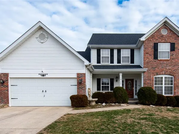1745 Lake Meade Dr, Pacific, MO 63069