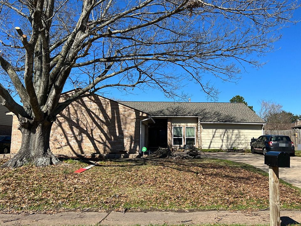 1st image of 15726 Barbarossa Dr