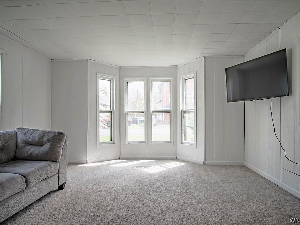 4454 Main St, Gasport, NY 14067 Zillow