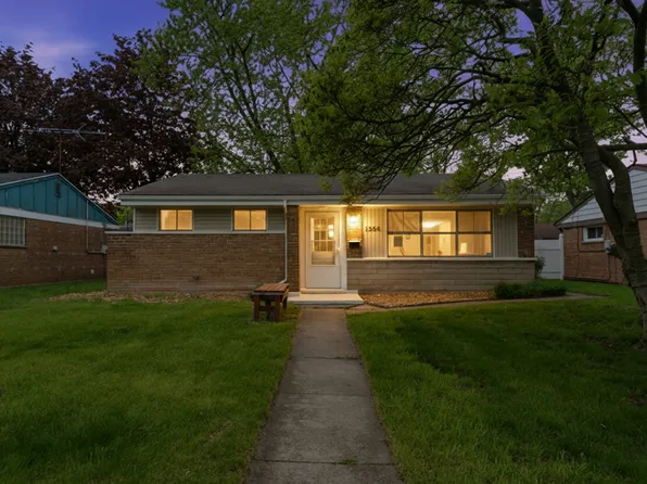 1354 Hirsch Ave, Calumet City, IL 60409