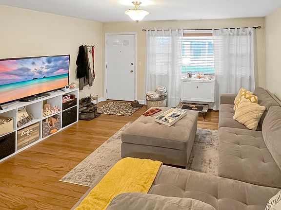 5th image of 4751 N 25th Ave #4