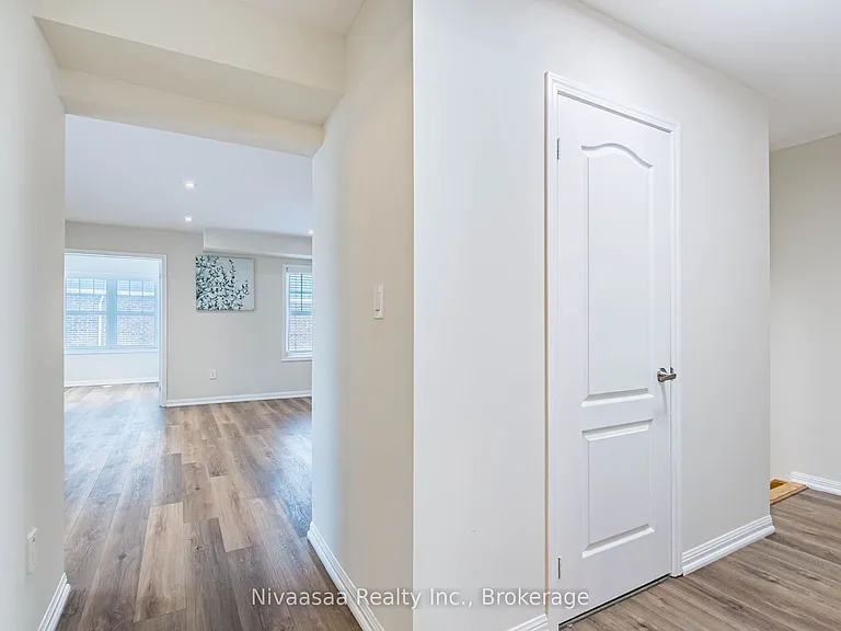 18 Betterton Cres — Photo 12