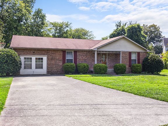 4th image of 412 Bluff Dr