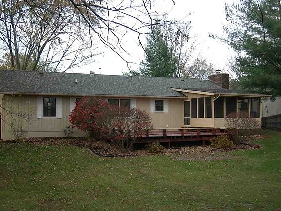 3rd image of 4483 W Meadowvale Dr