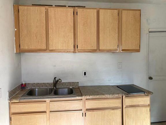 5th image of 130 W Chicago Ave #2