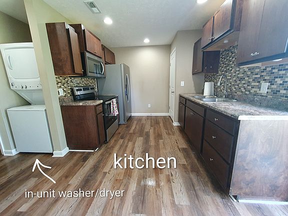 5th image of 406 Hedgemont Ave #2