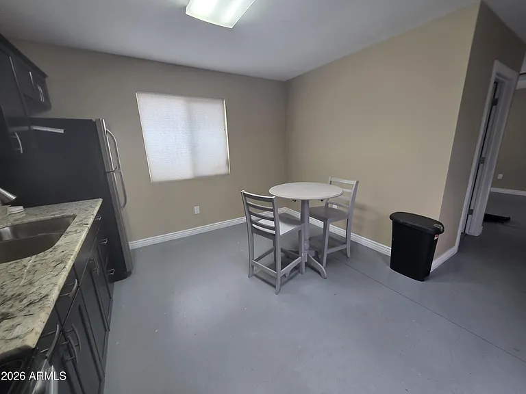 1812 E Whitton Ave — Photo 36