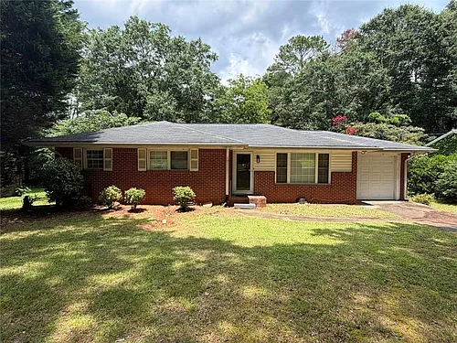 2726 Hollywood Dr Photo 1