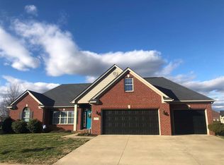 306 Monarchos Ln, Bowling Green, KY 42104
