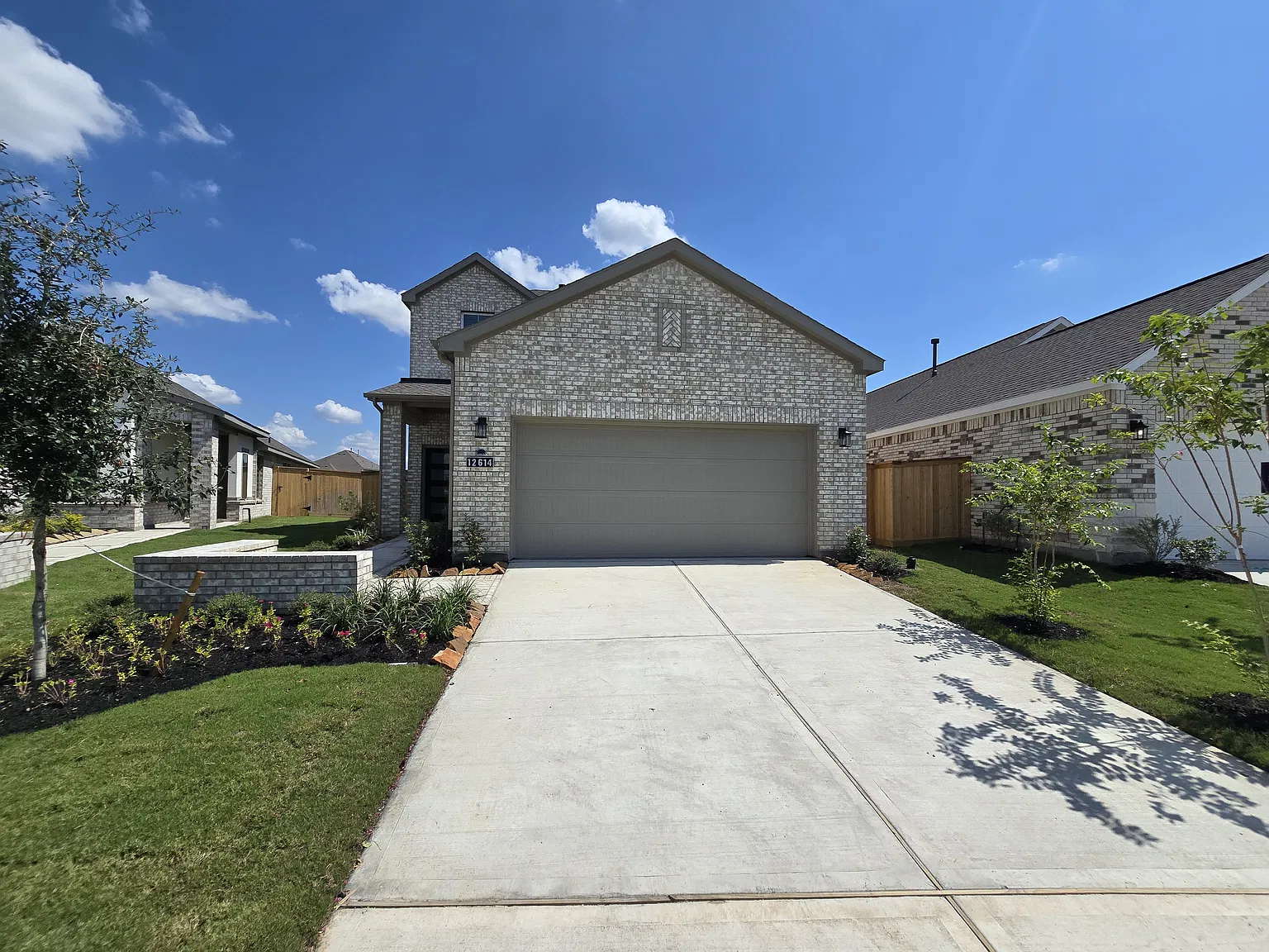 4 bed, 2.5 bath, 2178 sqft, $2,850 — Photo 1