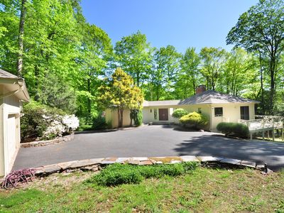 4 High Ledge Road, Bloomfield, CT, 06002