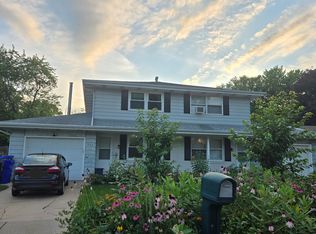 727 N Hawthorne Dr, Appleton, WI 54915