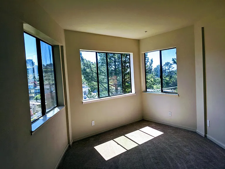 516 Monterey Rd #D — Photo 13