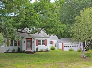 466 W Townsend Rd, Lunenburg, MA 01462