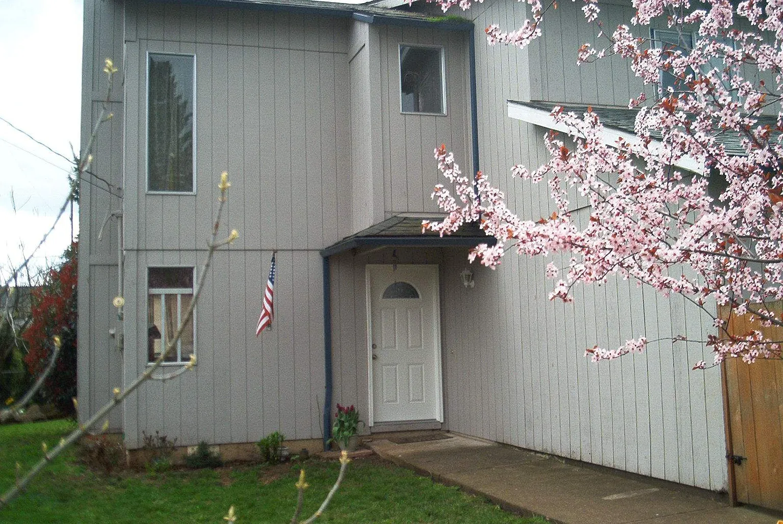 3435 Carpenter St SE photo 1