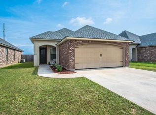 609 Rolling Mill Ln, Youngsville, LA 70592