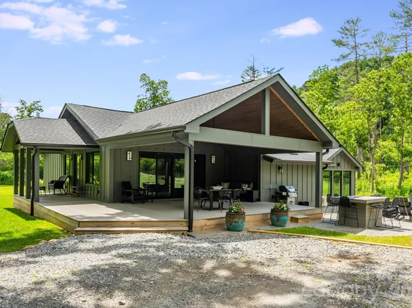 150 Shope Creek Rd, Asheville, NC 28805
