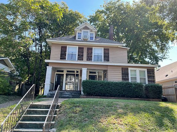 2nd image of 224 Garland St APT 6