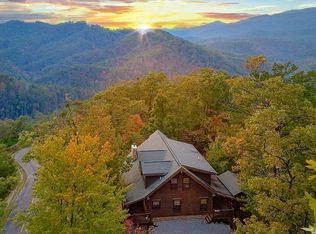 5130 Settlers View Ln, Sevierville, TN 37862