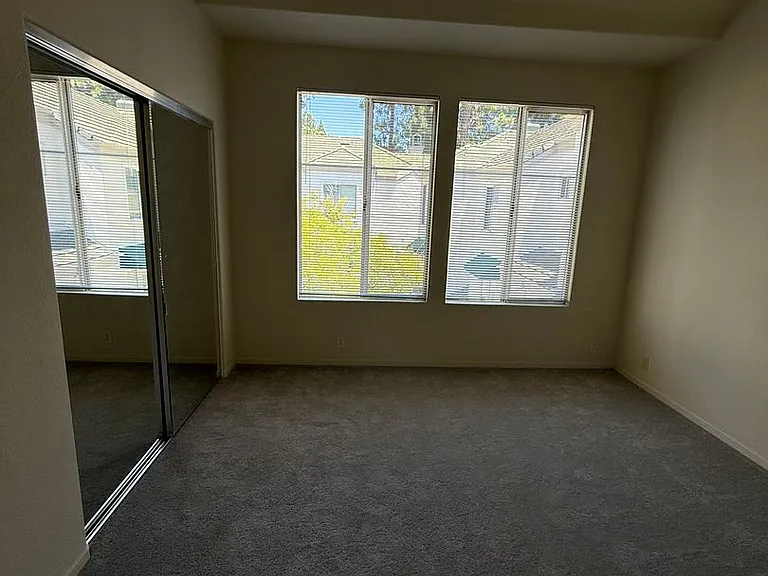 430 Navaro Pl #220 — Photo 12
