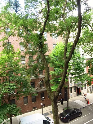 Rented by City & Suburban | media 25