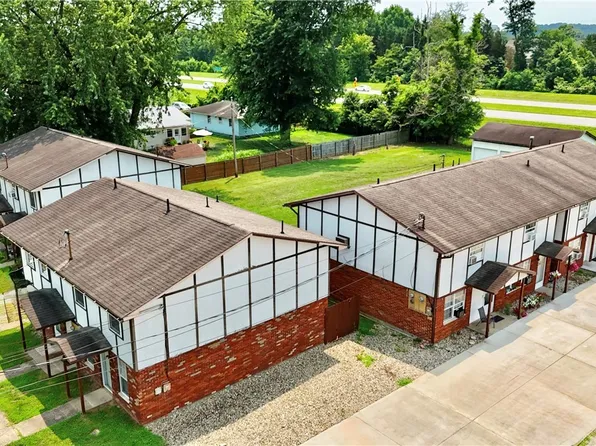 1601 Hill St, Belpre, OH 45714