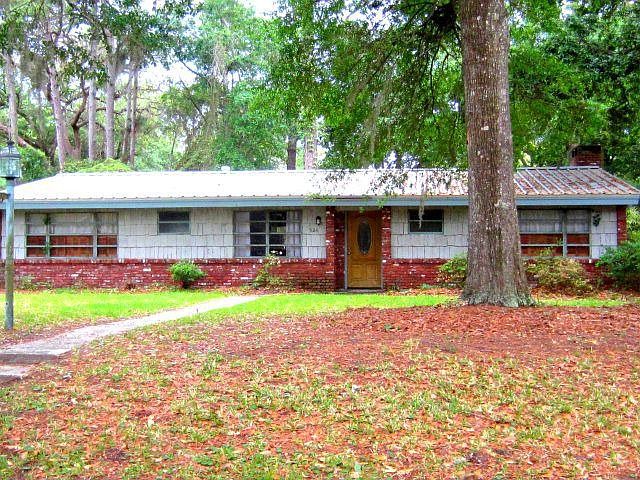 1st image of 534 Wesley Oak Cir