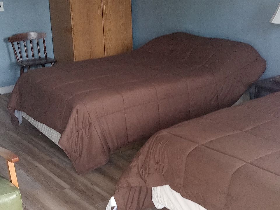 2nd image of 429 Somerset Ave #11302120