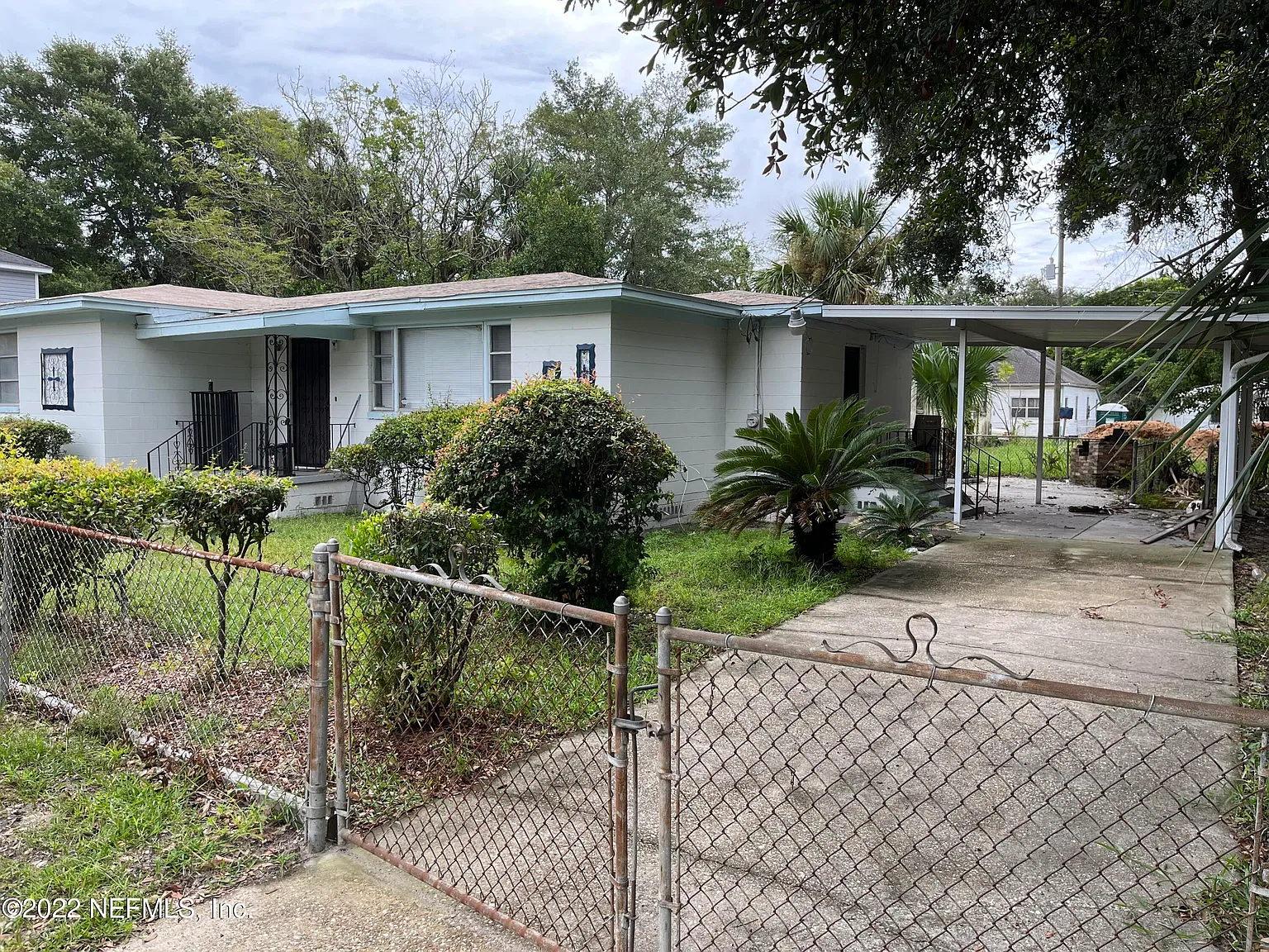 3 bed, 1.0 bath, 1232 sqft, $1,250 — Photo 3