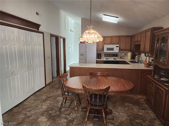3rd image of 117 Nantucket Cir #117