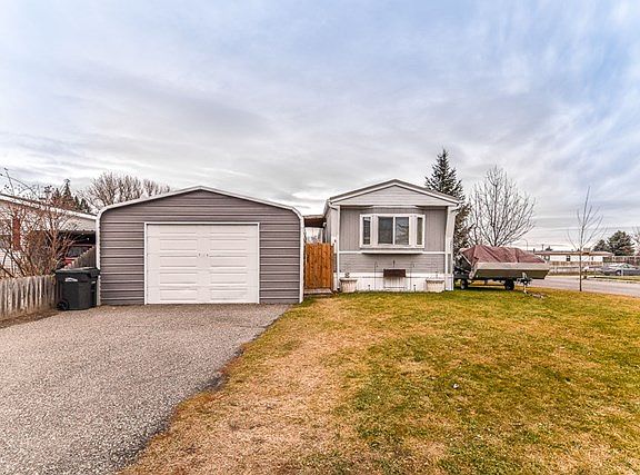 4th image of 2095 Carriage Ln