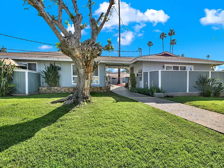 950 Palmbrook Dr — Photo 11